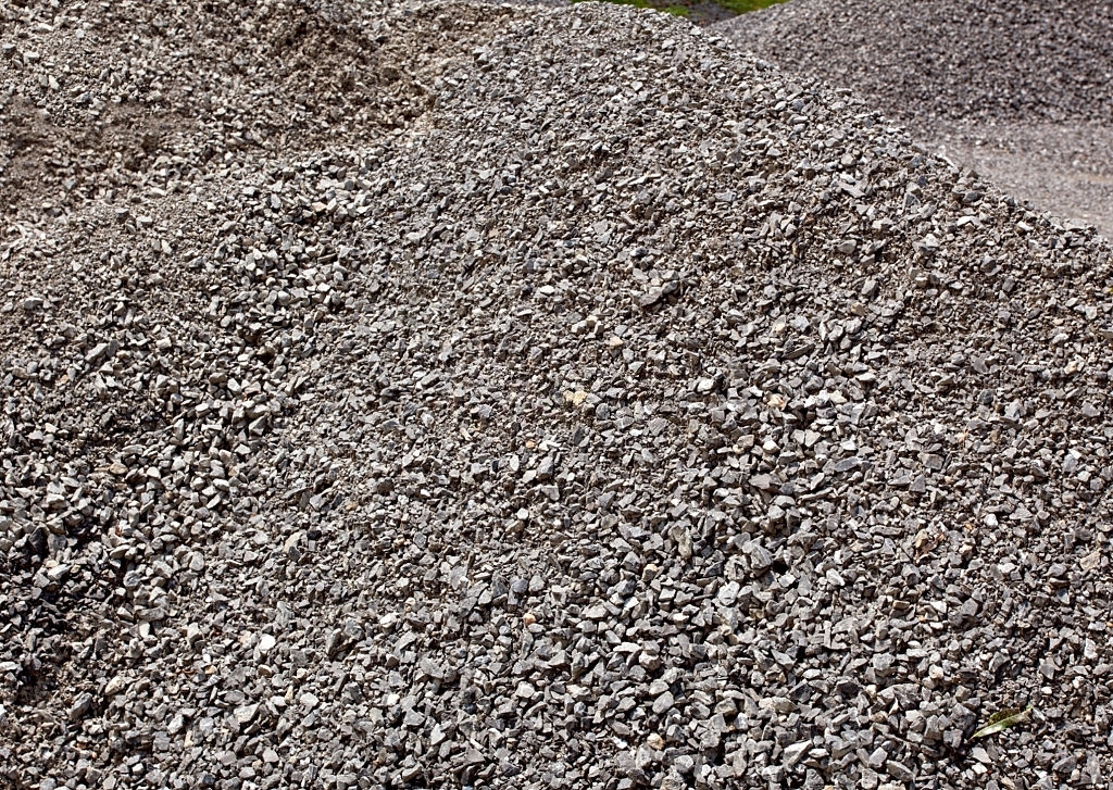 Карьер песчано-гравийная смесь обогащенная для дорог