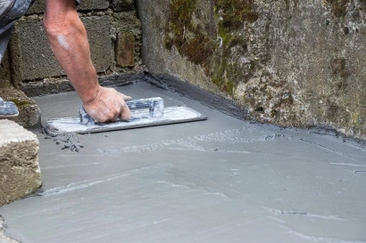 Заливка куба цементного раствора М300